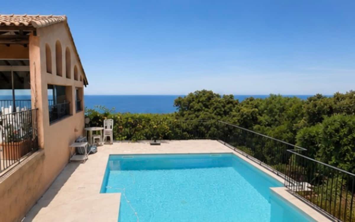 Photo du logement : Villa Azzura, piscine & vue mer