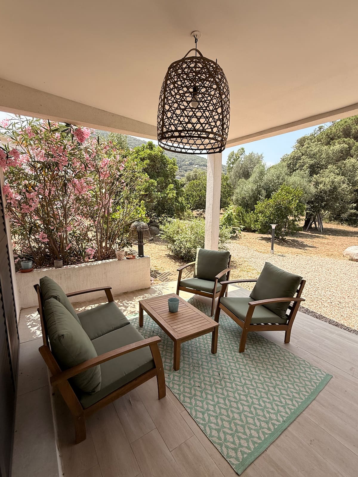 Villa neuve climatisée, plage à 400 m 2